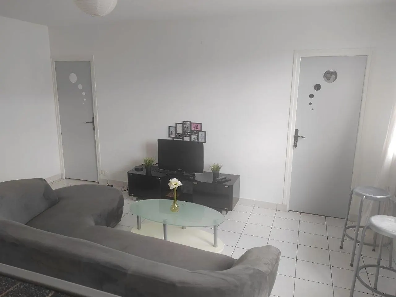 Une Chambre Dans Appartement Partage, Grenoble A 8 Min Du Centre-Ville