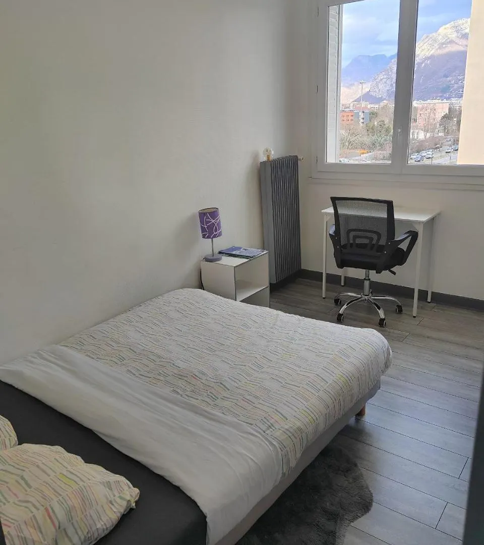 Une Chambre Dans Appartement Partage, Grenoble A 8 Min Du Centre-Ville France